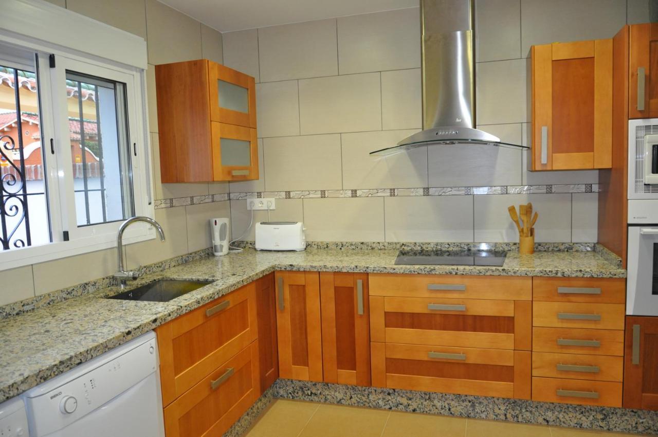 El Descanso - By Costadelsolholiday Family Villa By Marina Heated Private Pool! 베날마데나코스타 외부 사진